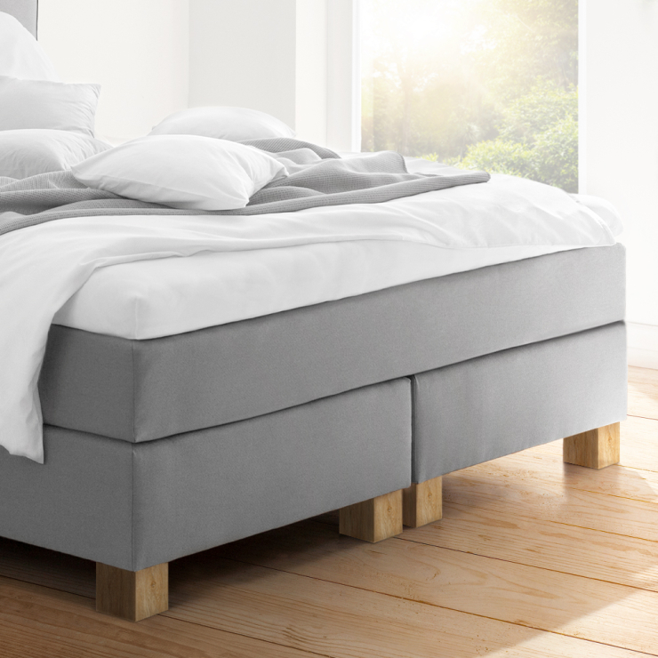 Лист плотный, мягкий и эластичный